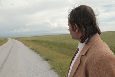 Yoldaki Adam | Man on the Road